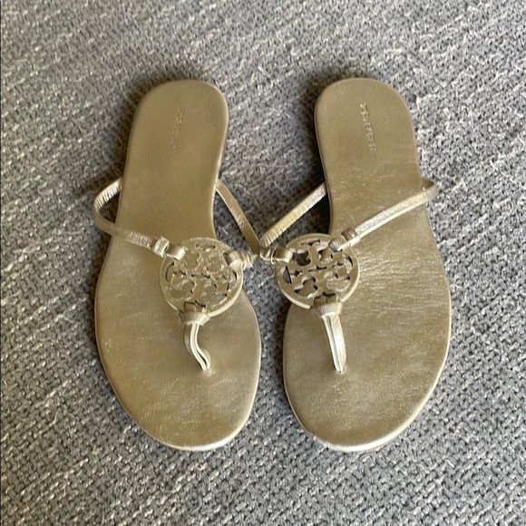 TORY BURCH Metallic Sandals - Picture 2 of 10